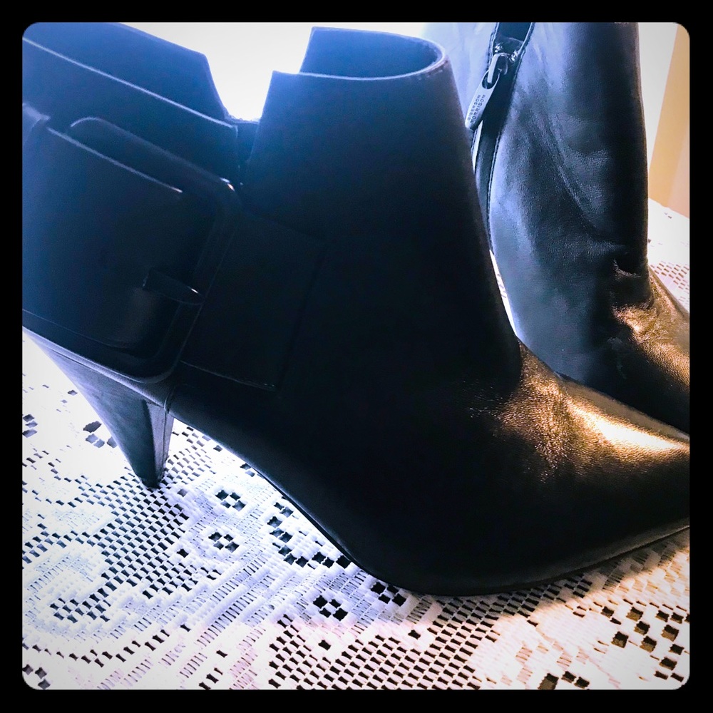 Fresh Fall Black ankle booties with buckle on side
